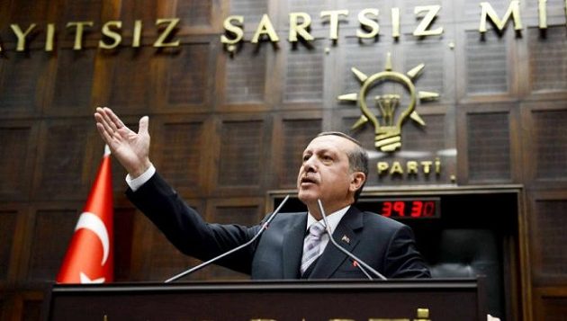 Συνεχίζει το πογκρόμ ο Ερντογάν: Στη φυλακή 16 Τούρκοι επιχειρηματίες