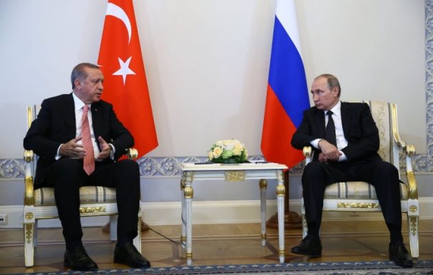 Ερντογάν σε Πούτιν: Σε παρακαλώ πες να μην μου σκοτώνουν στρατιώτες στη Συρία