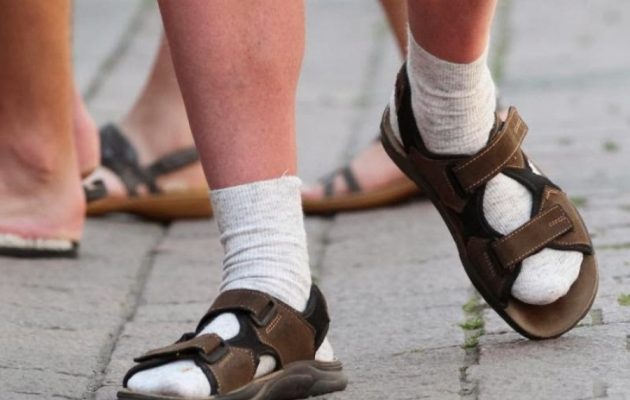 Απίστευτο περιστατικό με Γερμανούς τουρίστες: Δεν πληρώνω, χρωστάτε στη χώρα μου