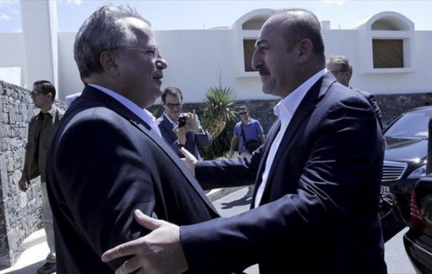 Σε εξέλιξη η συνάντηση Κοτζιά – Τσαβούσογλου στην Κρήτη