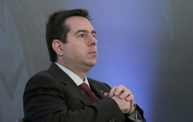 Προκαλεί τον λαό ο Μηταράκης: Διαγράψτε τα χρέη της Ν.Δ.