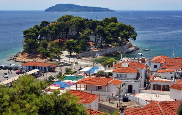 Σκιάθος: «Με βίασε» καταγγέλλει 19χρονη Νορβηγίδα τουρίστρια