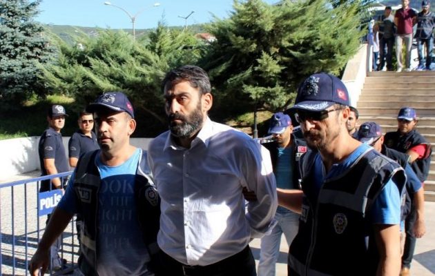 277.208 άνθρωποι τελούν υπό διωγμό στην Τουρκία – Οι μισοί σαπίζουν ήδη στις φυλακές