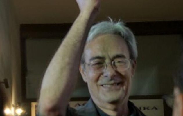 Ποιος δημοσιογράφος αναλαμβάνει το κανάλι της Βουλής