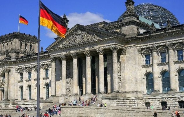 Η Δεξιά στη Γερμανία εξηγεί: Δώσαμε το υπ. Οικονομικών στους σοσιαλιστές γιατί αλλιώς δεν θα είχαμε κυβέρνηση