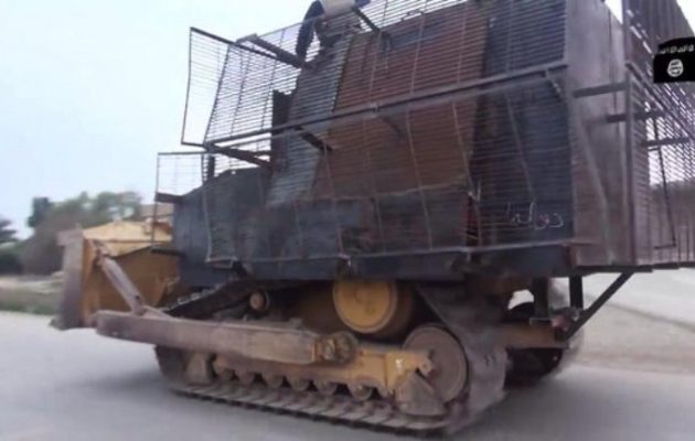 Το Ισλαμικό Κράτος έλιωσε με μπουλντόζα επτά τζιχαντιστές που δείλιασαν