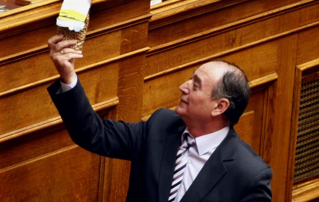 Τι αναφέρει ο βουλευτής της ΝΔ που του επιβλήθηκαν περιοριστικά μέτρα