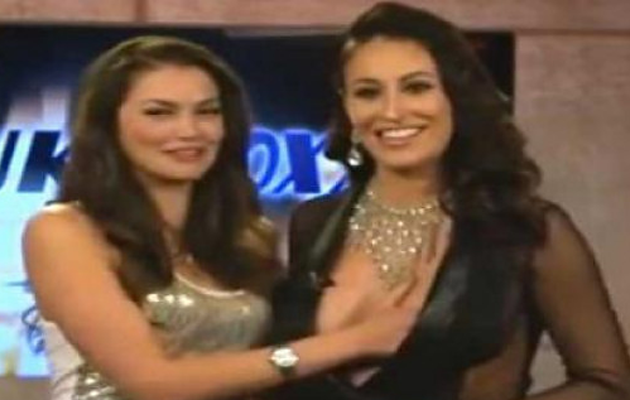 Παρουσιάστρια χαϊδευε στον αέρα το στήθος συναδέλφού της!  (βίντεο)