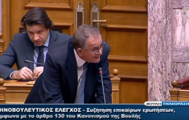 Μουζάλας στη Βουλή: Το 90% των προσφυγόπουλων εμβολιάστηκαν