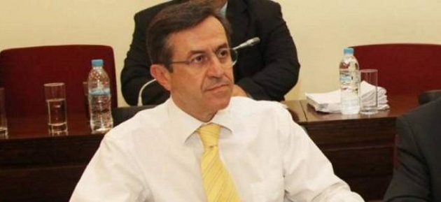 Ο Νικολόπουλος μηνύει τον Παπανδρέου για εσχάτη προδοσία
