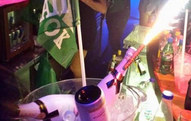 Θα τρελαθούμε τελείως – Διοργάνωσαν βραδιά… ΠΑΣΟΚ σε νυχτερινό μαγαζί!