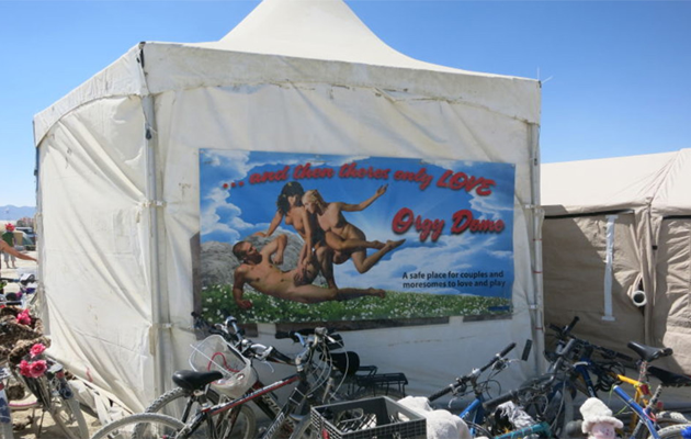 Φεστιβάλ των οργίων – 5.000 άτομα το “κάνουν” για 24 ώρες στη Β. Αμερική