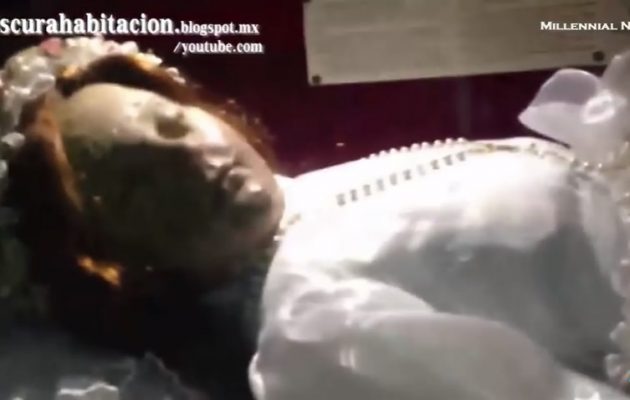 Λείψανο μικρής Αγίας που πέθανε πριν 300 χρόνια άνοιξε τα μάτια (βίντεο)
