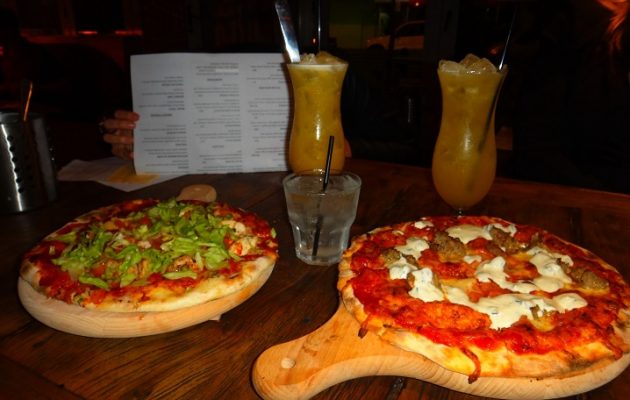 Αλήθεια ή μύθος ότι δεν πρέπει να τρώμε μετά τις 8 το βράδυ;