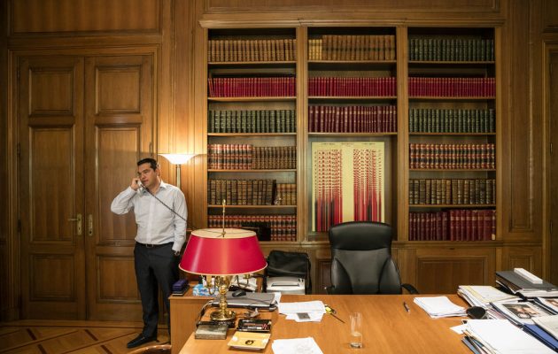 “Ρεκτιφιέ” ανάπτυξης: Η έμφαση Τσίπρα στην πραγματική οικονομία