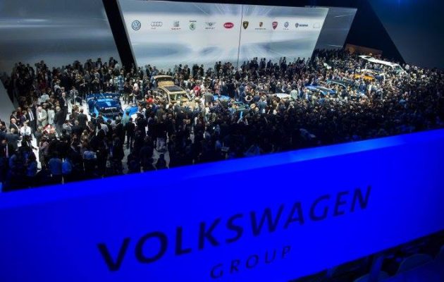 Η VW “διώχνει” Lamborghini και Bentley από το Σαλόνι Αυτοκινήτου του Παρισιού