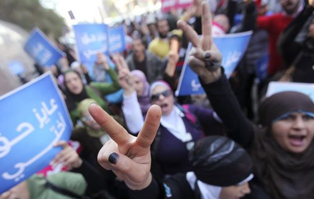 Αιγύπτιος βουλευτής ζητά ακρωτηριασμό γυναικείων οργάνων για να μην προκαλούνται οι άνδρες
