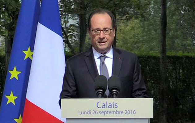 Ολάντ: Η Βρετανία έχει ακόμη ευθύνη στο προσφυγικό