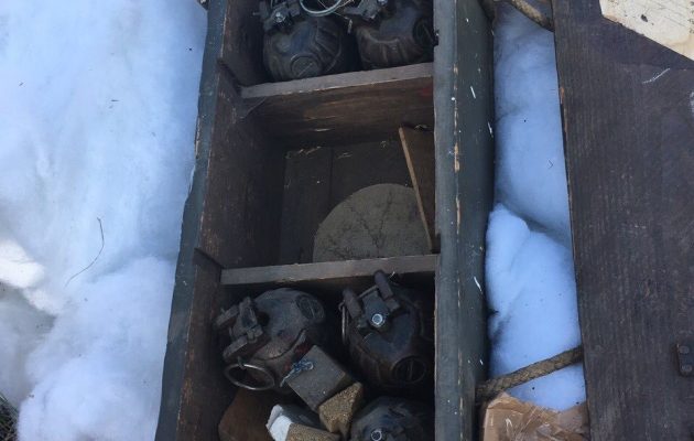 Εξάρθρωσαν σπείρα ναρκοβαρώνων – Είχαν αυτόματα και χειροβομβίδες!