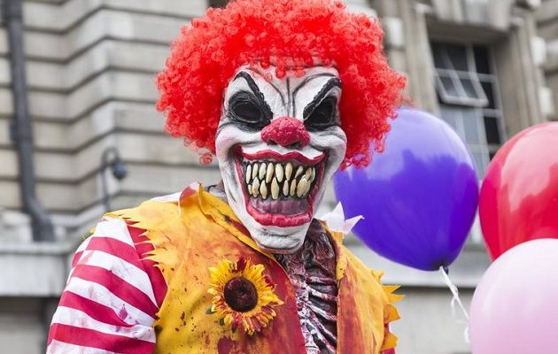 Γερμανία: Πανικός στους δρόμους από τους “κλόουν του τρόμου”