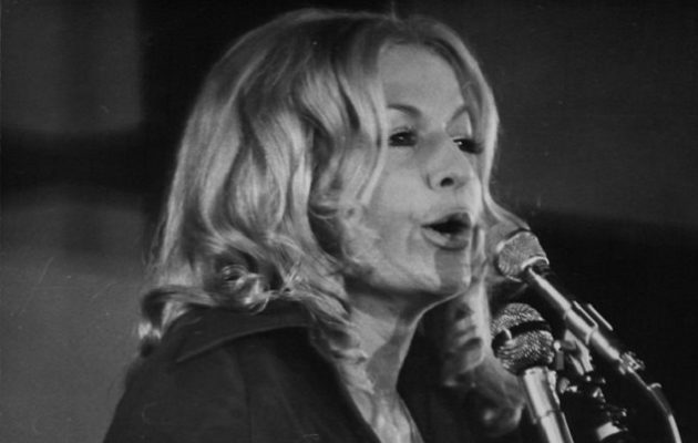 Έφυγε από την ζωή η τραγουδίστρια Νάντια Κωνσταντοπούλου