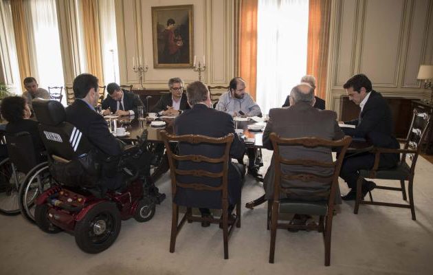 Τι δεσμεύθηκε ο Τσίπρας στα άτομα με αναπηρία