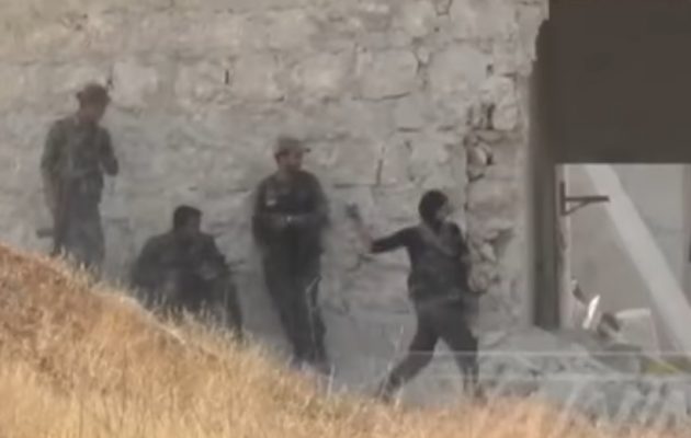 Δείτε Παλαιστίνιους να πολεμάνε τους τζιχαντιστές στο Χαλέπι (εντυπωσιακό βίντεο)