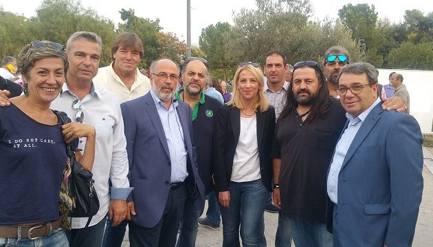 Τι γύρευε η Δούρου στο Θησείο;