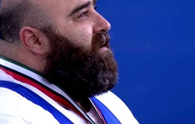 Χαστούκι από Παραολυμπιονίκες στη Χρυσή Αυγή: Κατεβάστε τις φωτογραφίες μας