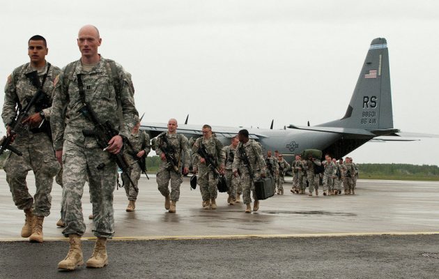 Πυριτιδαποθήκη η Ευρώπη: Κινήσεις “ψυχρού πολέμου” από Μόσχα και ΝΑΤΟ