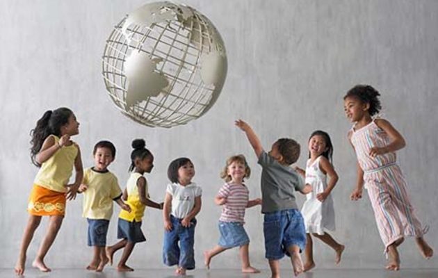 UNICEF: 5 στα 6  μικρά παιδιά διατρέφονται λανθασμένα – Κίνδυνος για την ανάπτυξη του εγκεφάλου τους