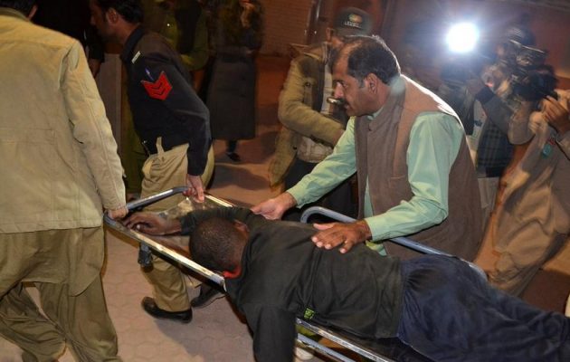 48 νεκροί σε κέντρο εκπαίδευσης της Αστυνομίας στο Πακιστάν