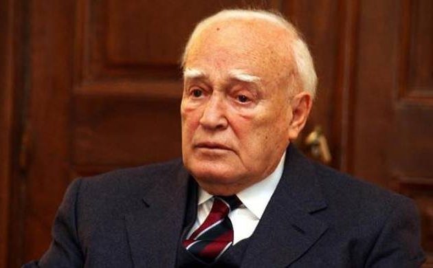 Στο νοσοκομείο ο Κάρολος Παπούλιας μετά από ατύχημα