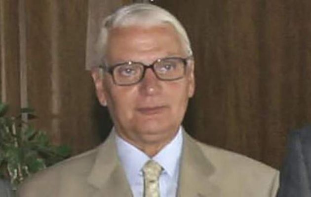 Παραιτήθηκε ο Πέτρος Παραράς από την Επιτροπή για το Σύνταγμα