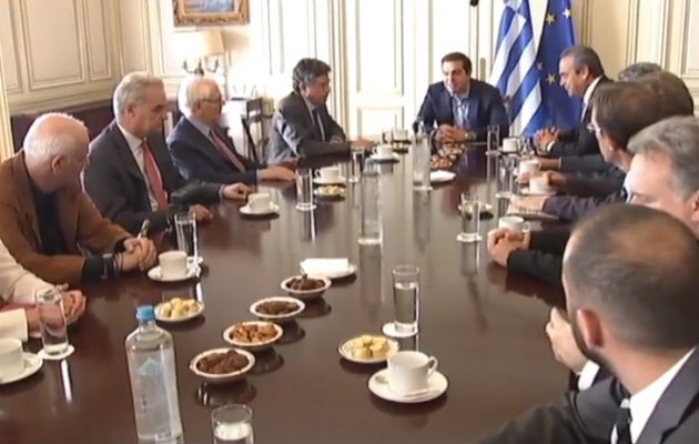 Συνταγματική Αναθεώρηση: Τι είπε ο Τσίπρας στα μέλη της Επιτροπής Διαλόγου (βίντεο)
