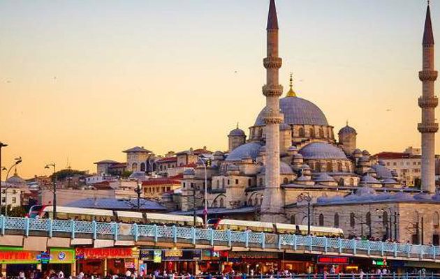 Γάλλος Σεισμολόγος: Αναμένουμε σεισμό που θα ισοπεδώσει την Κωνσταντινούπολη