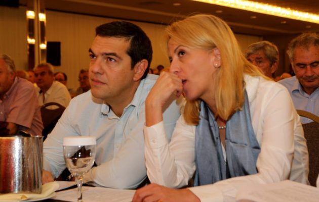 Ρένα Δούρου: Μια γυναίκα, τόσοι άνδρες