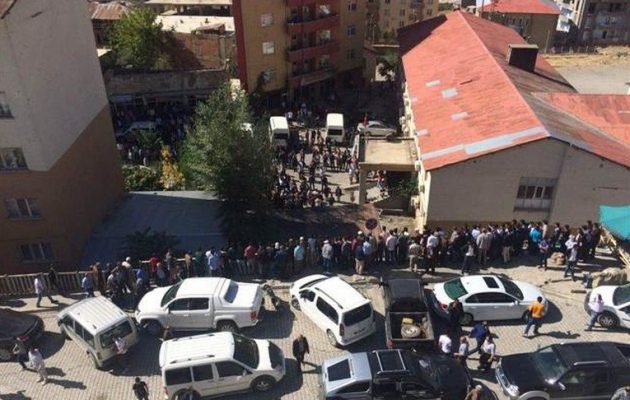 17 νεκροί από βομβιστική επίθεση σε αστυνομικό τμήμα στην Τουρκία