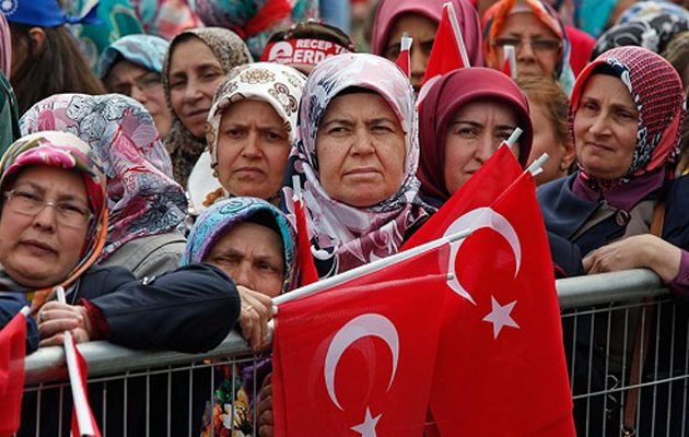 Ανάπτυξη Ερντογάν – 30 εκατ. Τούρκοι ζουν κάτω από το όριο της φτώχειας