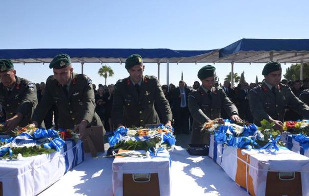 Στην Ελλάδα τα λείψανα των  καταδρομέων που «έπεσαν» στην Κύπρο το 1974