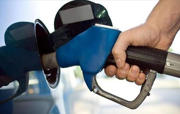 Η Σερβία επέβαλε πλαφόν στην τιμή των καυσίμων