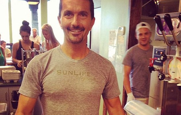 Πώς ένας άστεγος ναρκομανής έγινε εκατομμυριούχος επιχειρηματίας