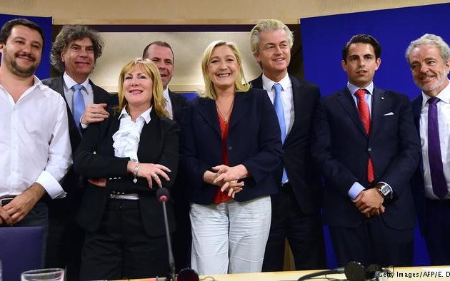 Στα φόρτε τους ευρωσκεπτικιστές και ακροδεξιοί στην ΕΕ μετά τη νίκη Τραμπ