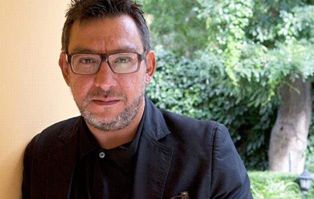 Toύρκος δημοσιογράφος ρεζιλεύει και  παραδίδει μάθημα ιστορίας στον Ερντογάν