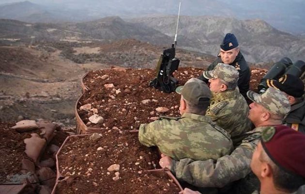 Η Τουρκία έτοιμη να εισβάλει στο Ιράκ – Οι στρατηγοί αγναντεύουν το πεδίο της μάχης