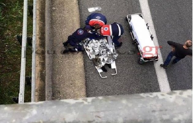 Πάτρα: Γιος πρώην βουλευτή έπεσε στο κενό από γέφυρα (βίντεο)