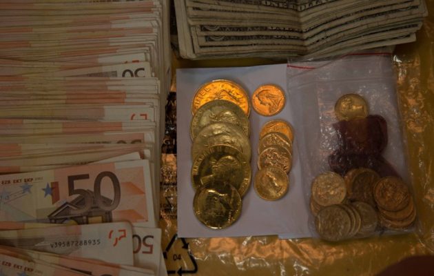 Στρατηγός της Αστυνομίας στο κύκλωμα των Ρομά