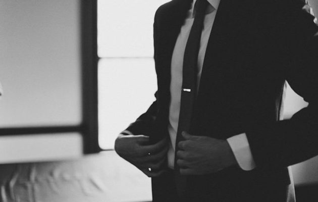 Συνελήφθη μπον βιβέρ των Αθηνών ως μέλος της σπείρας που “ξάφριζε” βίλες