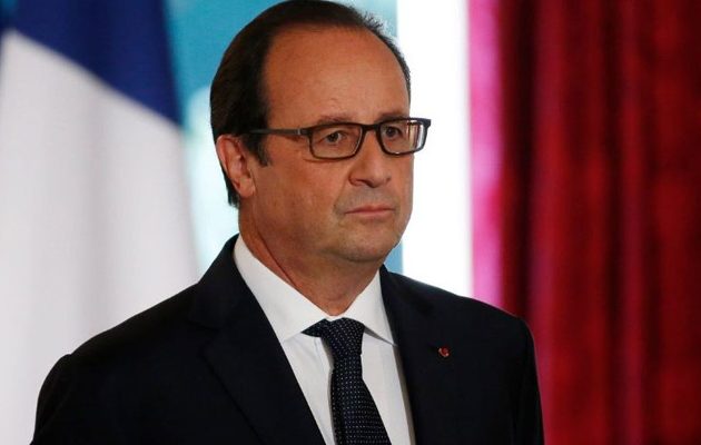 Ο Economist “αποκαθηλώνει” τον  Ολάντ – “Αυτοκτονική η συμπεριφορά του”