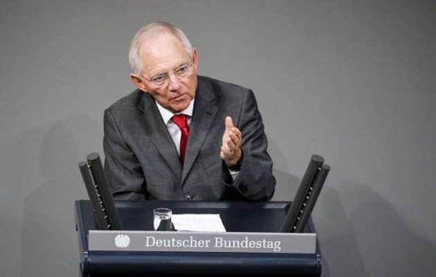 “Κολλημένος” ο Σόιμπλε: Ρευστότητα υπάρχει αρκετή, μεταρρυθμίσεις χρειάζονται